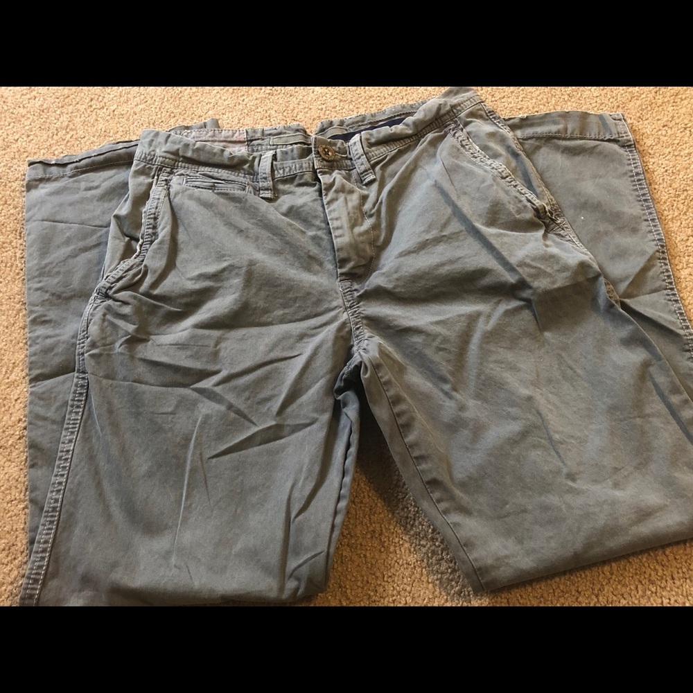 EUC American Eagle dress khakis.
